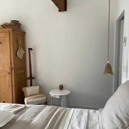 Ostal 158 Bed & Breakfast Le Barp